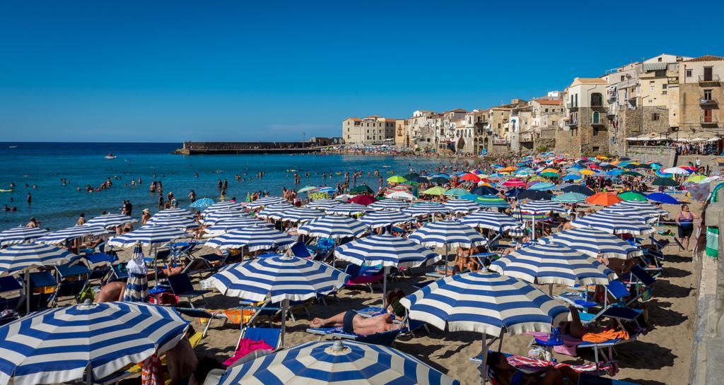 Porto Salvo Apartments - By Vacation Service Cefalù Zewnętrze zdjęcie